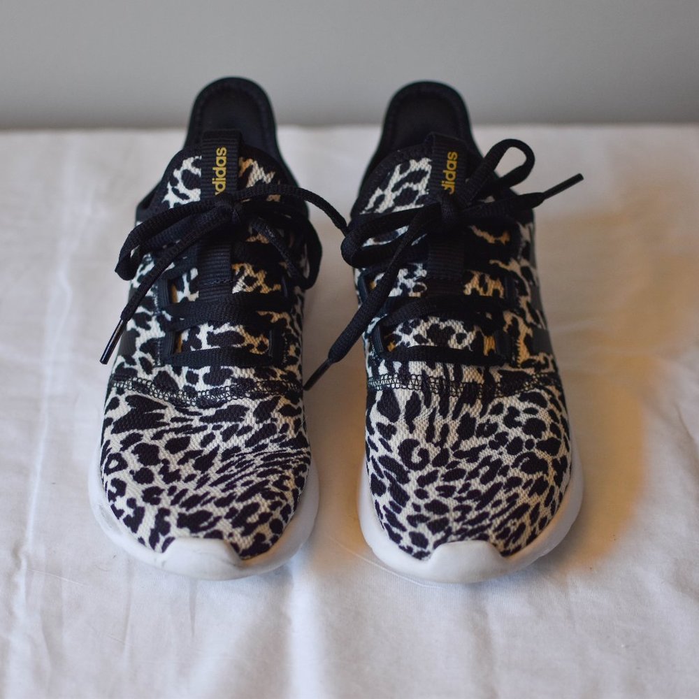 Adidas Cloudfoam Pure 2.0 Sneaker Off White/Black Leopard Print 6.5